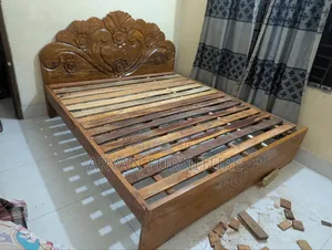 Royal Bed at Wholesale Price for Shop Promotion