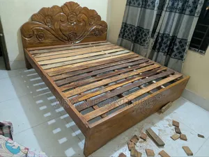 Royal Bed at Wholesale Price for Shop Promotion