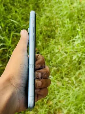 Apple iPhone XR 64 GB Blue