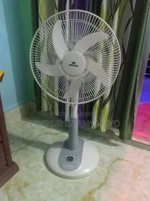 Walton 16'' Rechargeable Fan