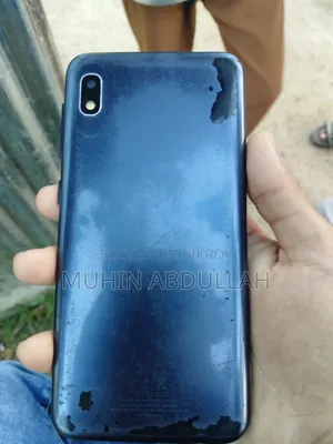 Samsung A10 32 GB Blue
