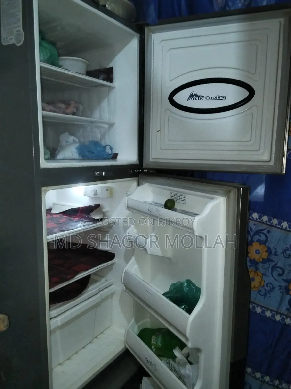 একটি ওয়ালটন ফ্রিজ বিক্রি করা হবে