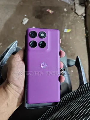 মটোরোলা এজ ৬০ প্রো ২৫৬ জিবি