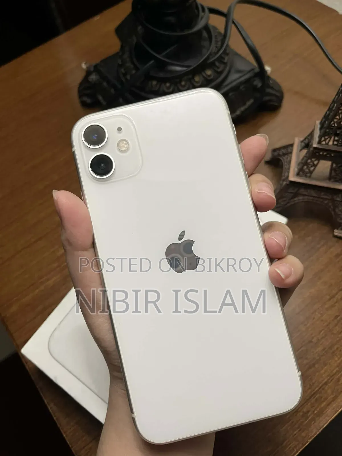 Apple iPhone 11 64 GB White