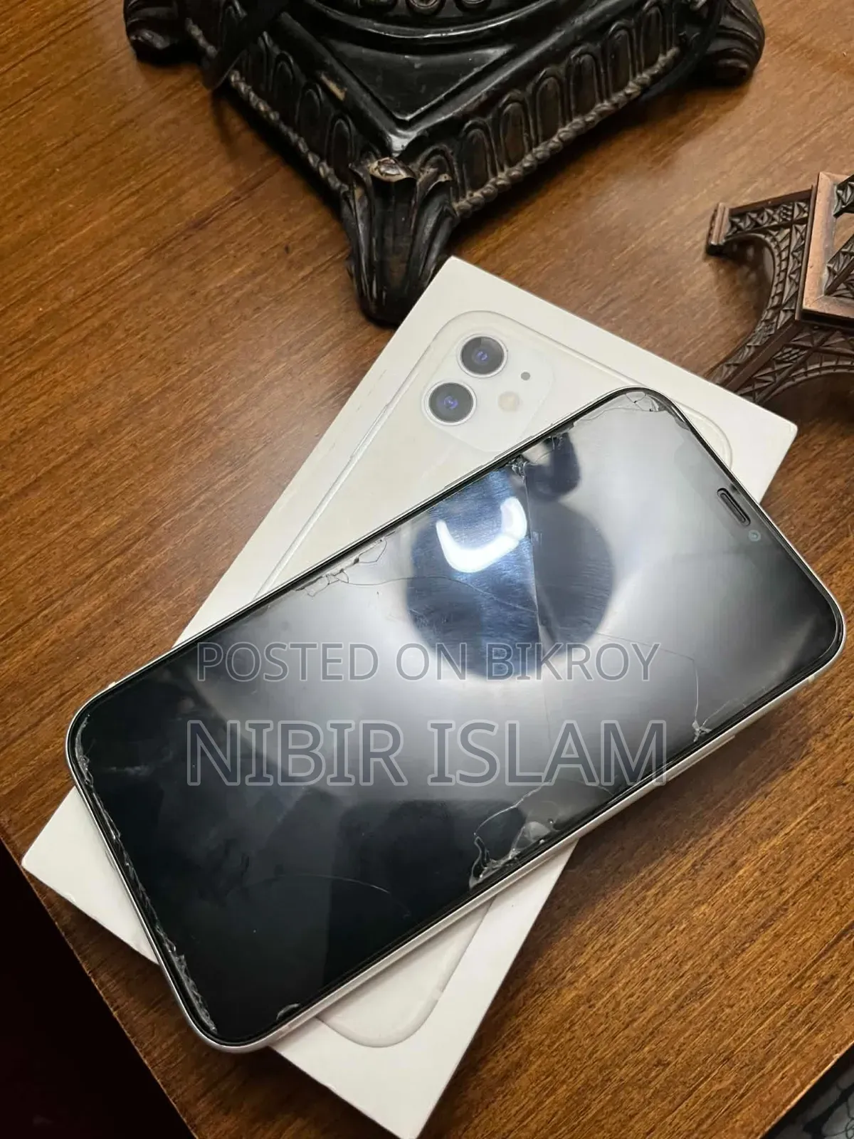 Apple iPhone 11 64 GB White