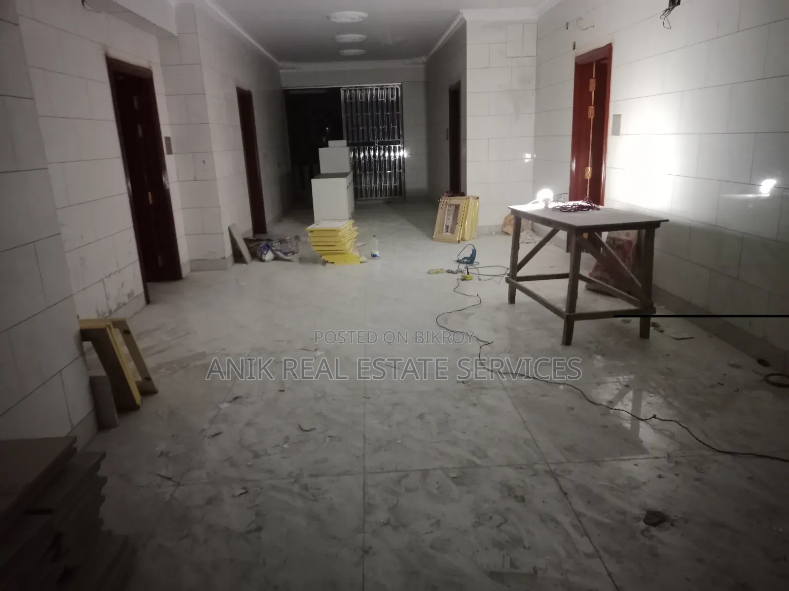 20-bedroom House in Anik Real Estate, Gulshan for Rent