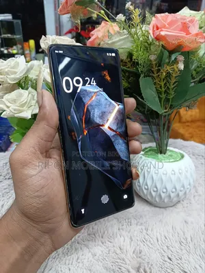 Infinix Note 40 Pro 5G 256 GB Purple