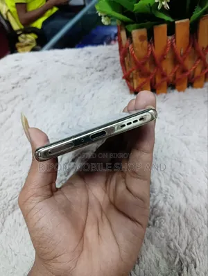 Infinix Note 40 Pro 5G 256 GB Purple