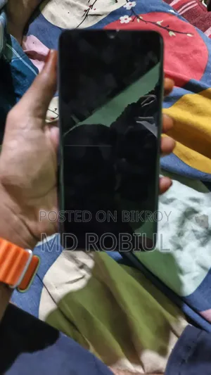 Samsung Galaxy A30 64 GB White