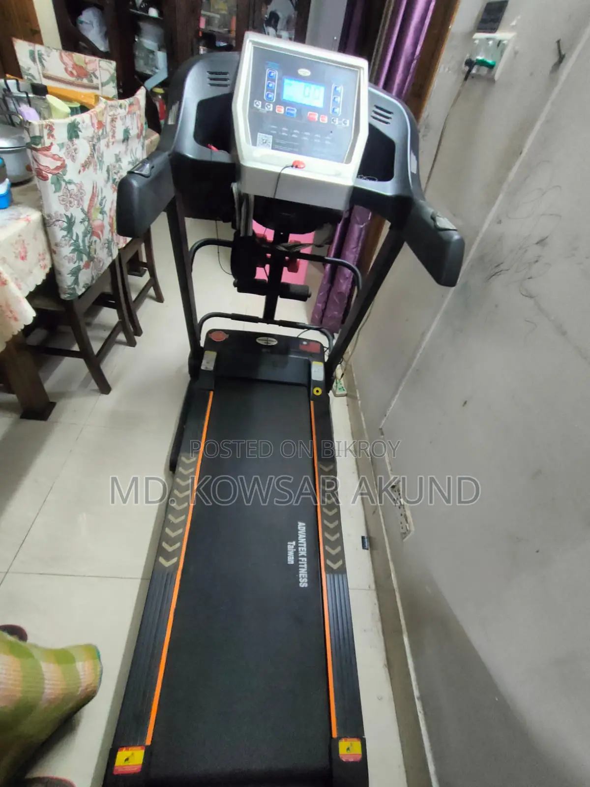Treadmills (140 Kg)