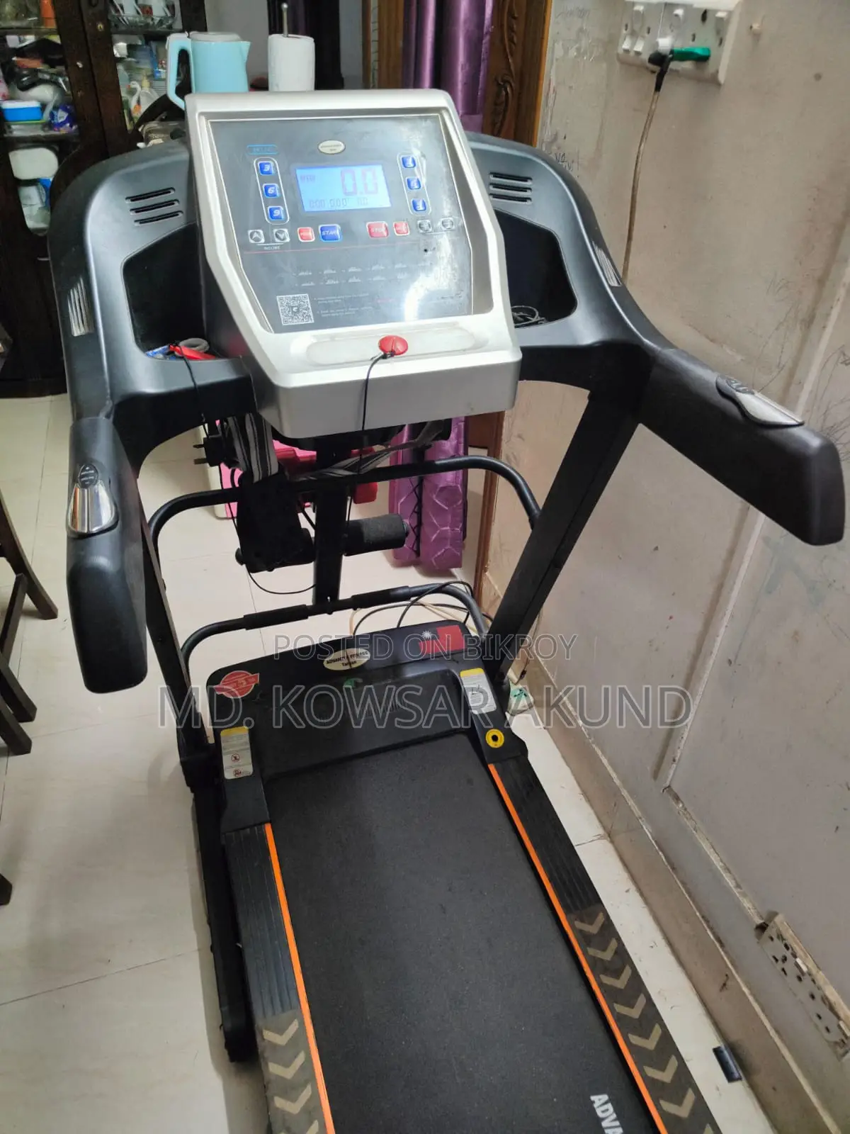 Treadmills (140 Kg)