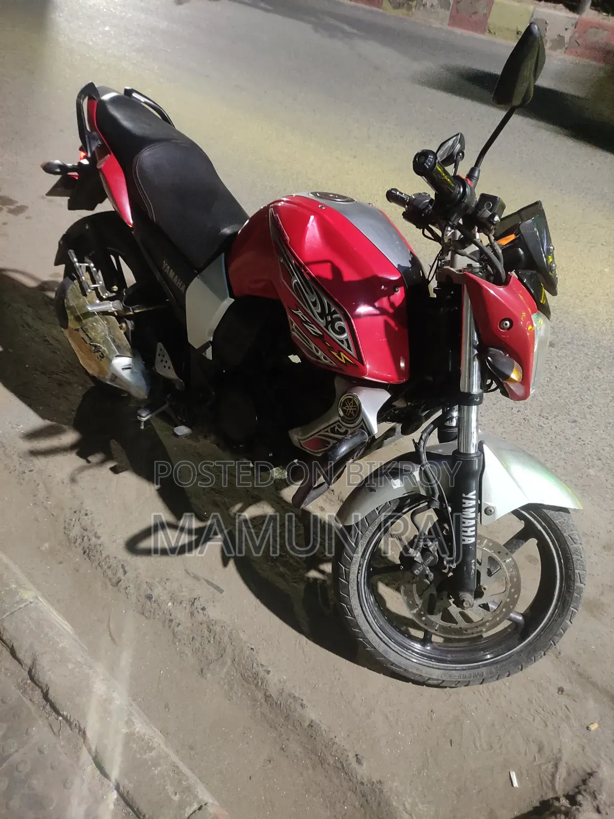 Yamaha FZ 2016 Red