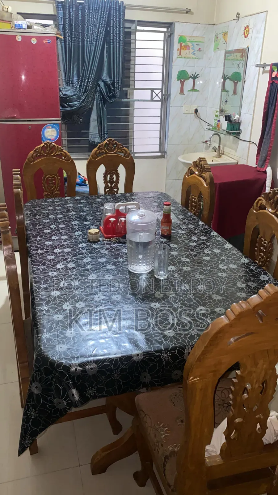 Selling Dining Table (Urgent)