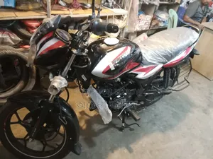 New Bajaj Discover 125 2026 Black