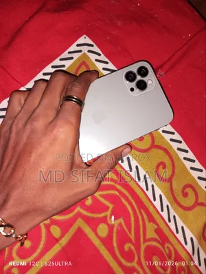 Apple iPhone 11 64 GB Silver