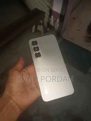Infinix Hot 60i 128 GB Gold