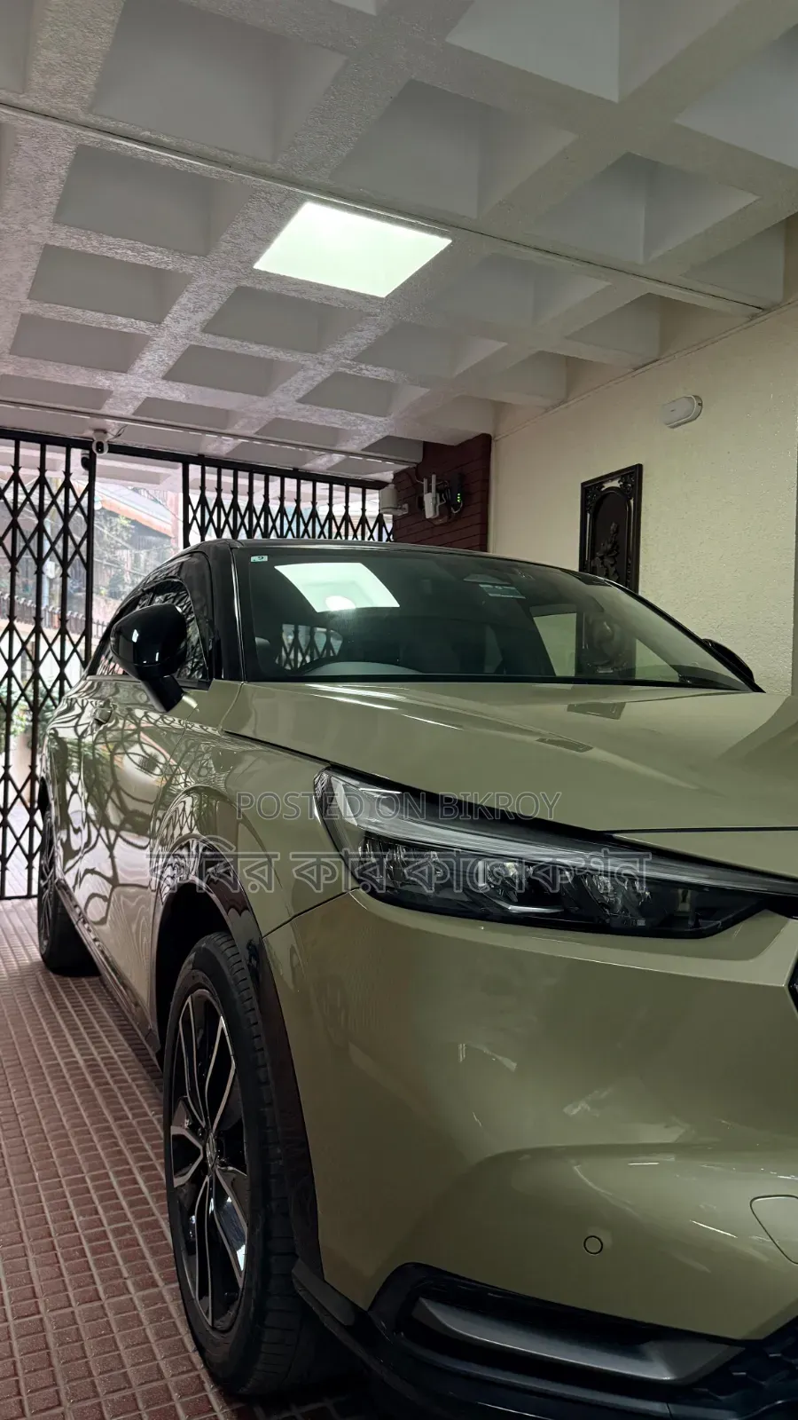 Honda Vezel 2021 Gold