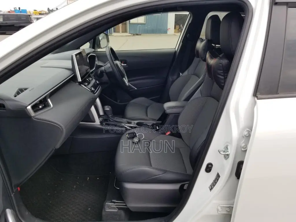 Toyota Corolla Cross 2024 Pearl
