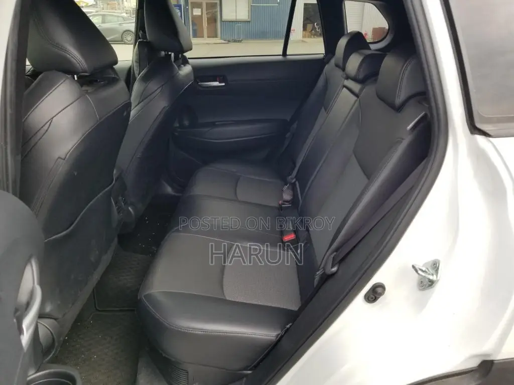 Toyota Corolla Cross 2024 Pearl