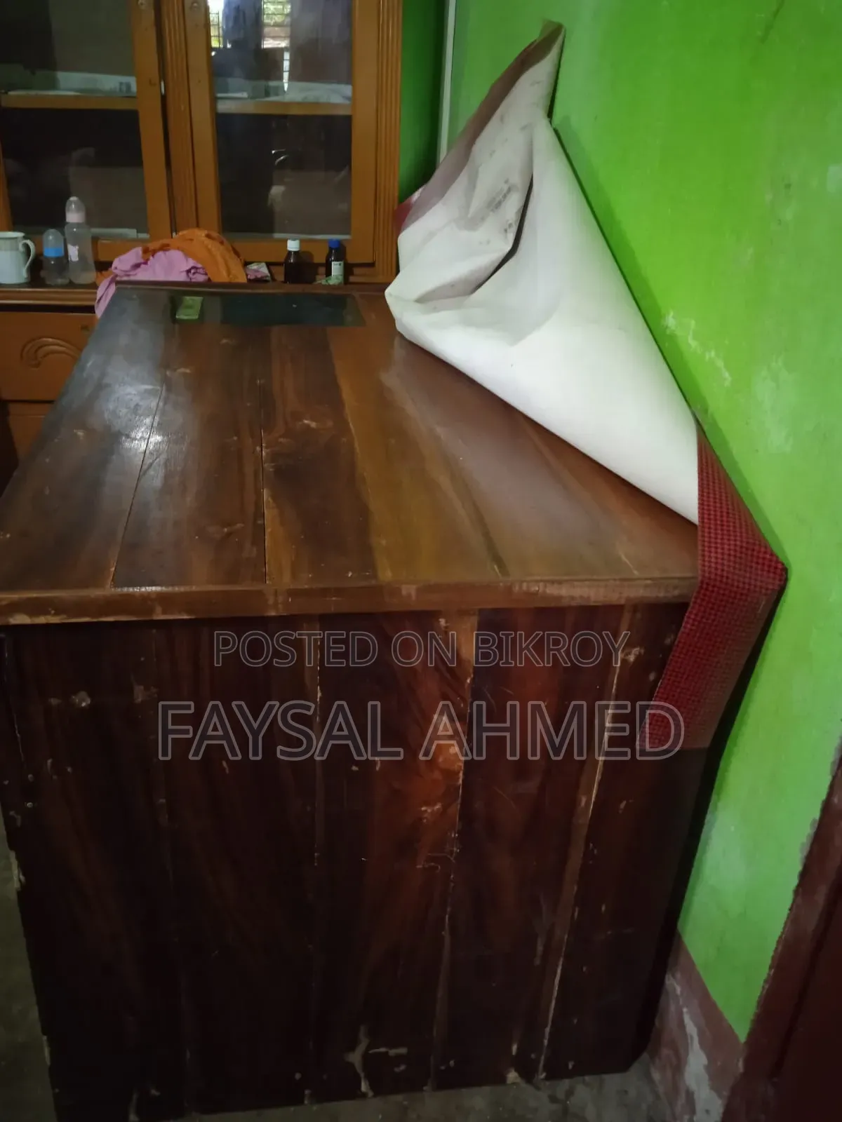 স্ক্রেচ টেবিল (শিল কড়ই কাঠের)