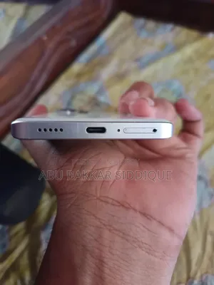 শাওমি রেডমি নোট ১৩ প্রো+ ২৫৬ জিবি সাদা