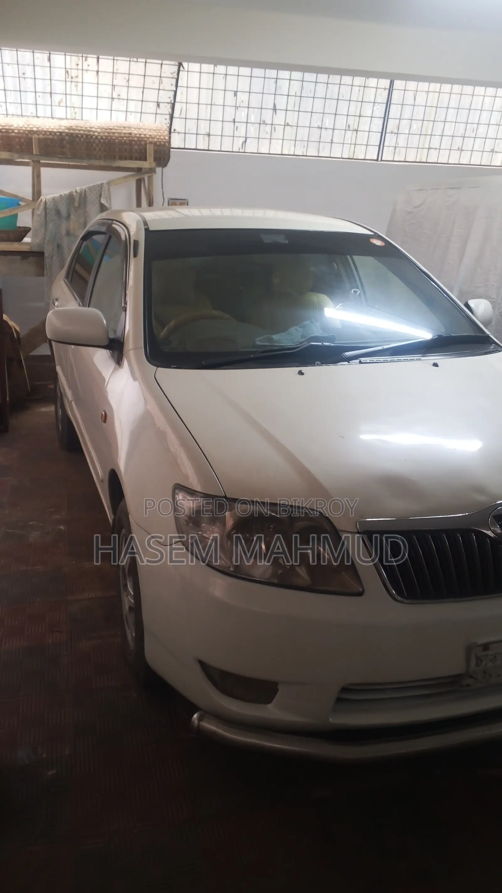Toyota Corolla 2003 White