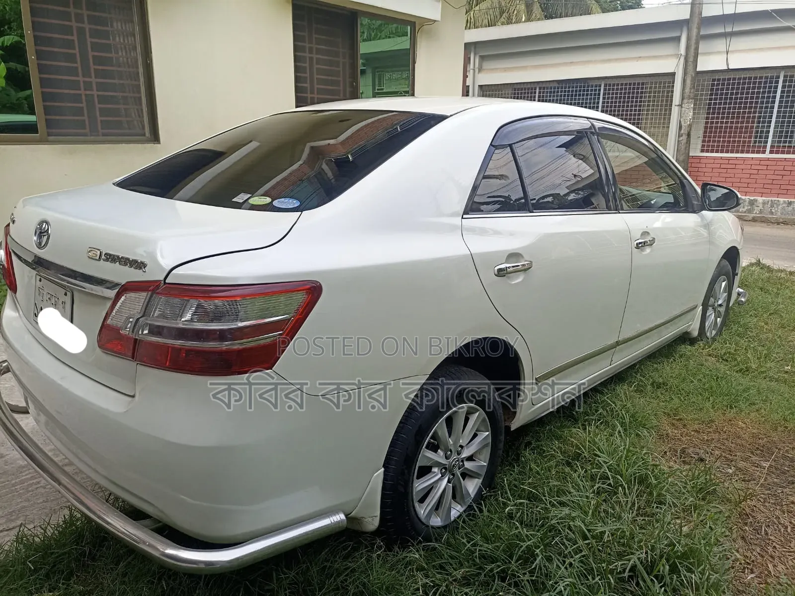 Toyota Premio 2013 White