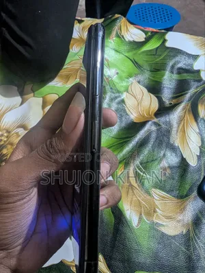 অ্যাপল আইফোন এক্স ২৫৬ জিবি কালো