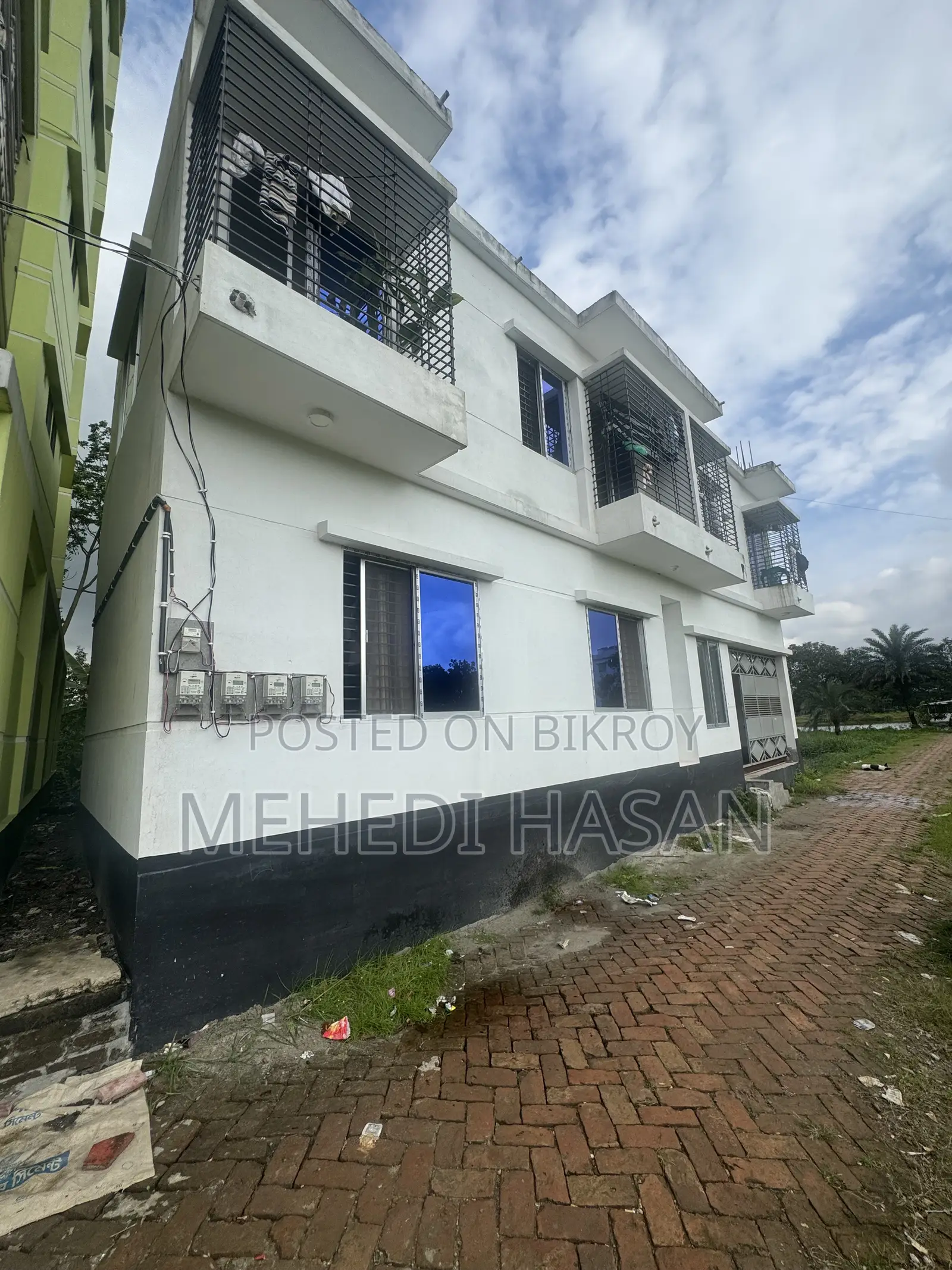 10-bedroom House in Savar for Sale