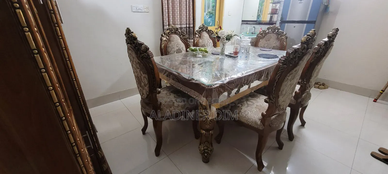Luxurious Dining Table