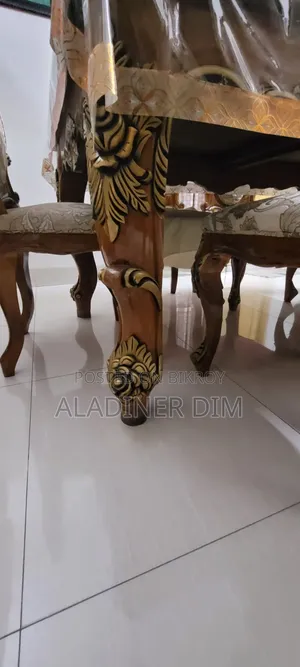 Luxurious Dining Table