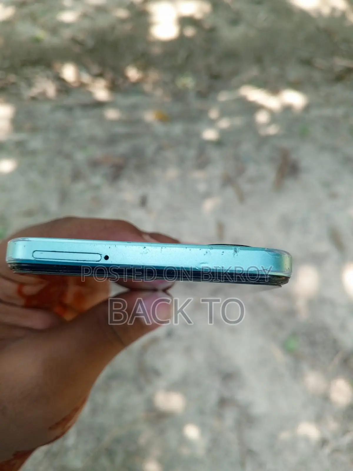 Vivo Y28 8 GB Blue