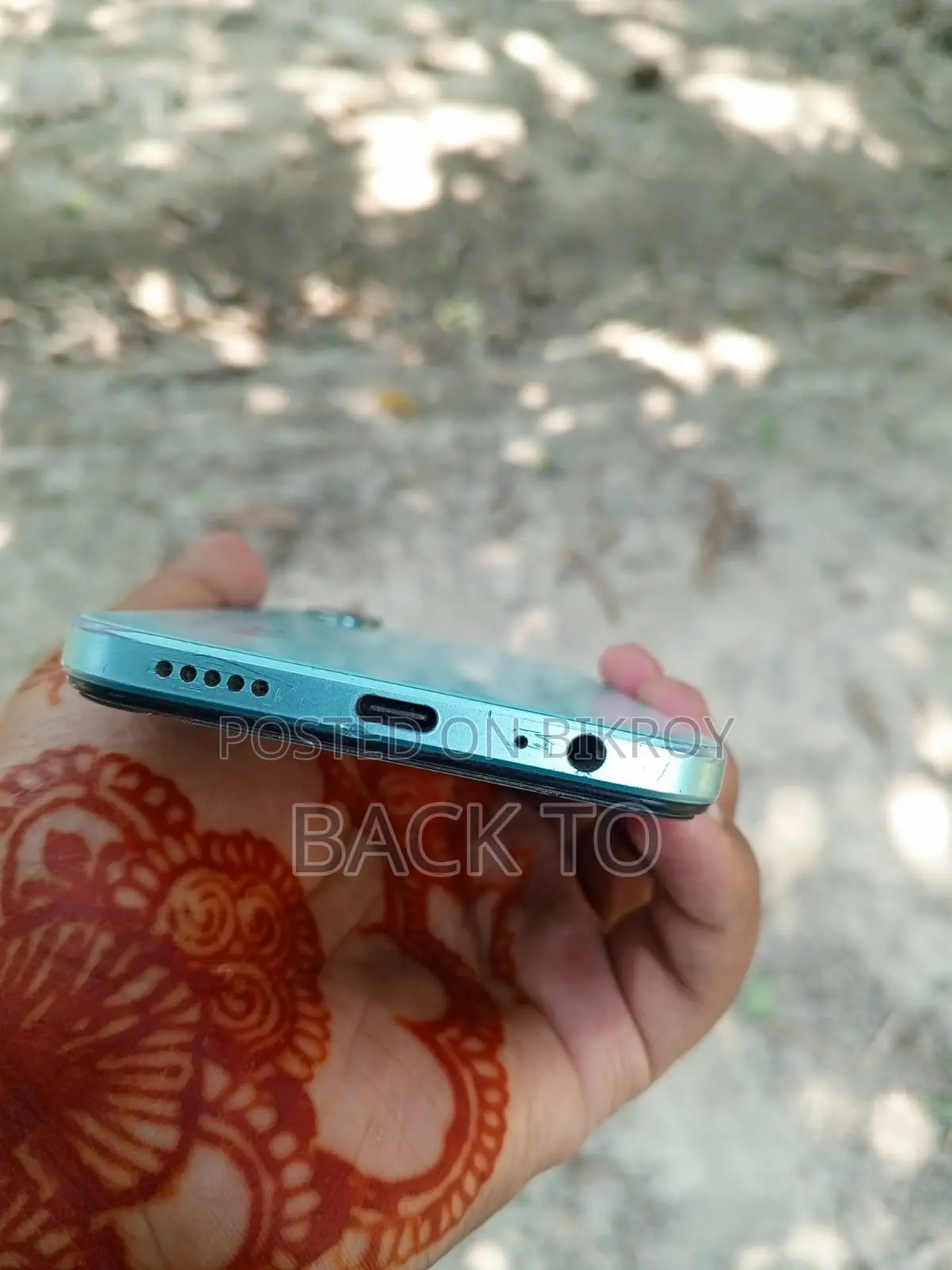 Vivo Y28 8 GB Blue