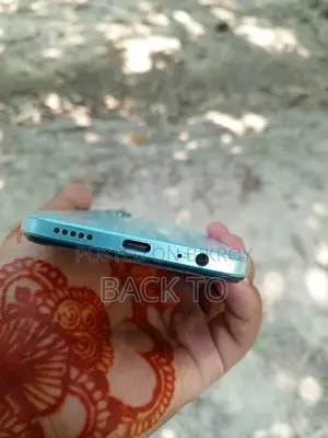 Vivo Y28 8 GB Blue
