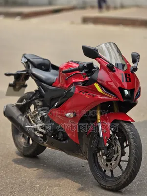 Yamaha R1 2023 Red