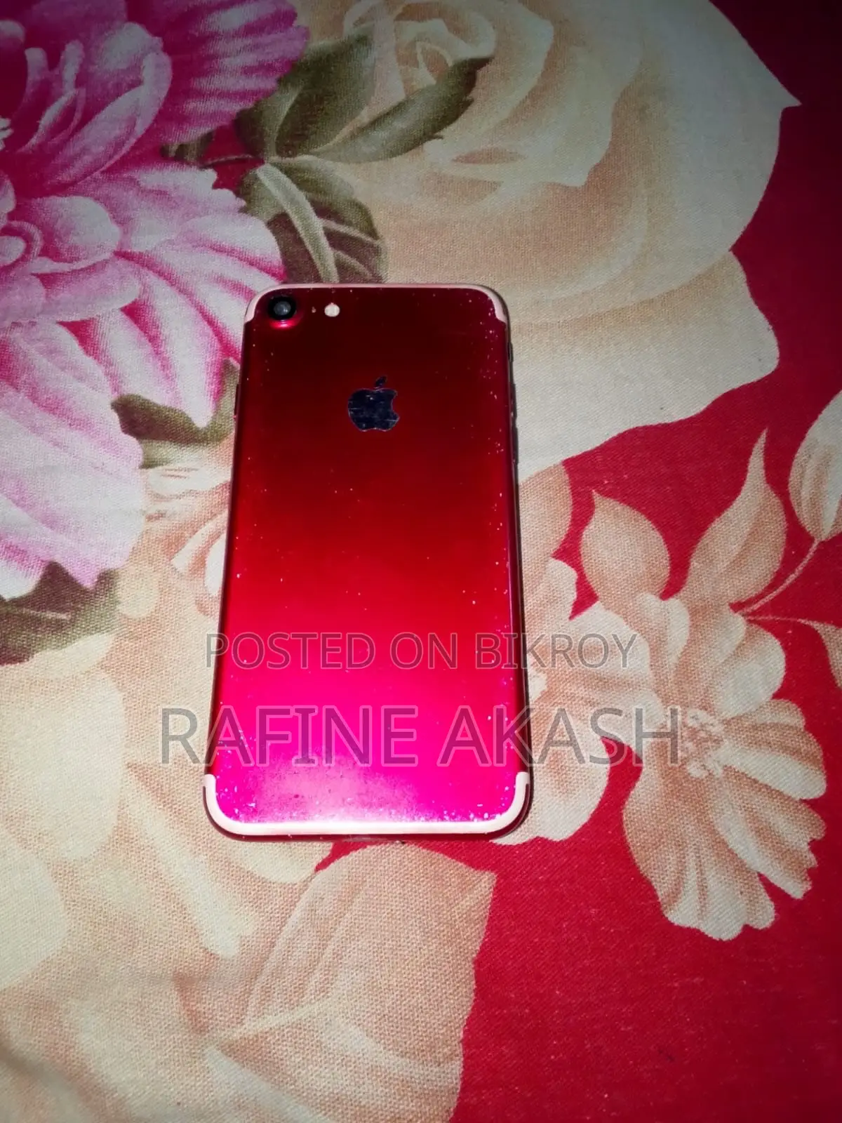 Apple iPhone 7 32 GB Red