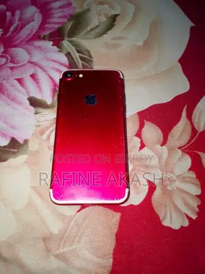 Apple iPhone 7 32 GB Red