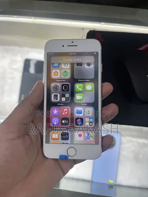Apple iPhone 7 32 GB Red