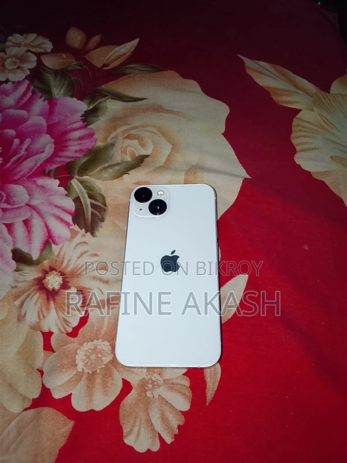 অ্যাপল আইফোন ১৩ ১২৮ জিবি হোয়াইট
