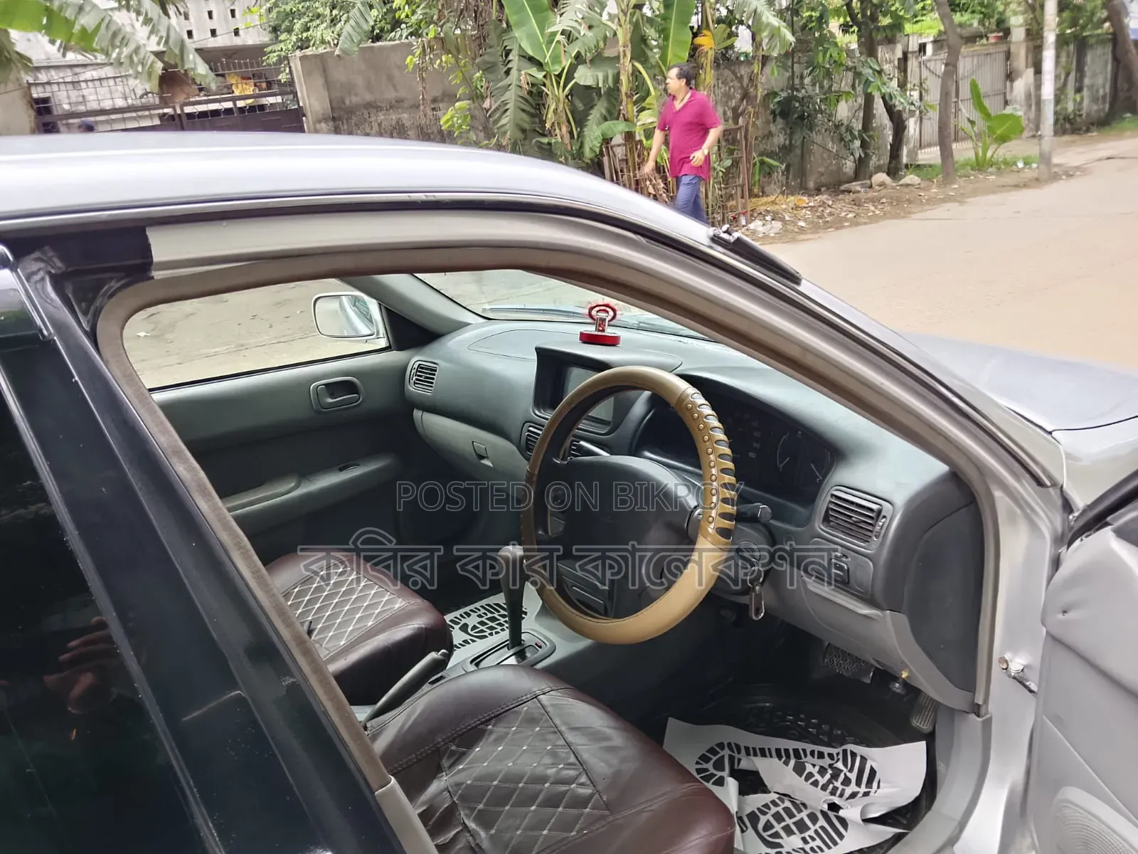 Toyota Corolla 1997 Silver