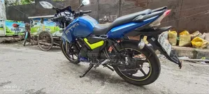 টিভিএস অ্যাপাচি আরটিআর ১৬০ ২ভি ২০১৮ নীল