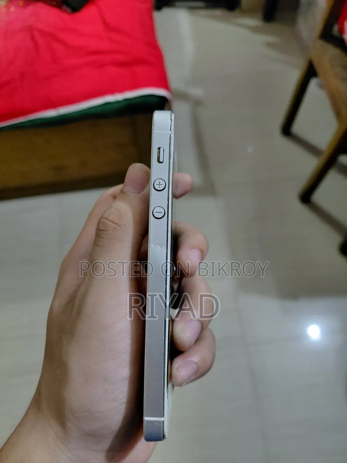 Apple iPhone 5 16 GB White