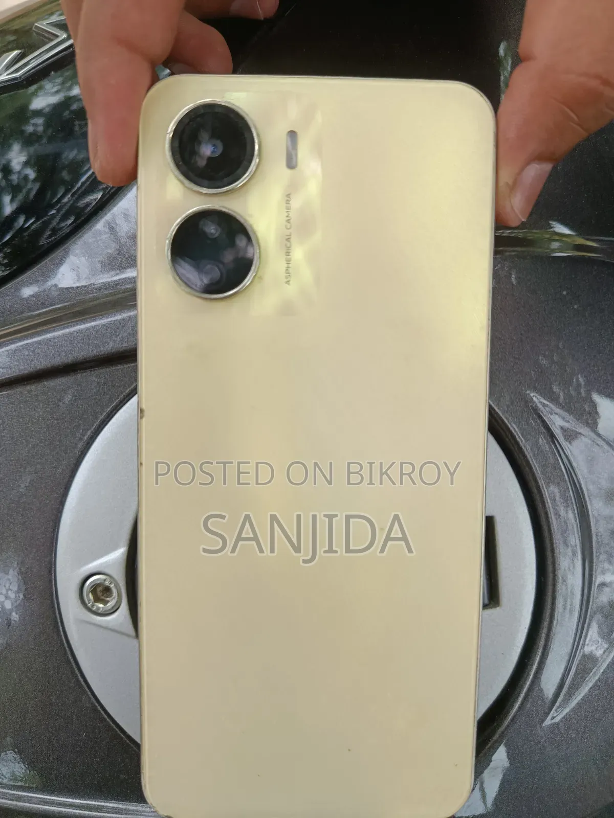 Vivo Y17 128 GB Orange