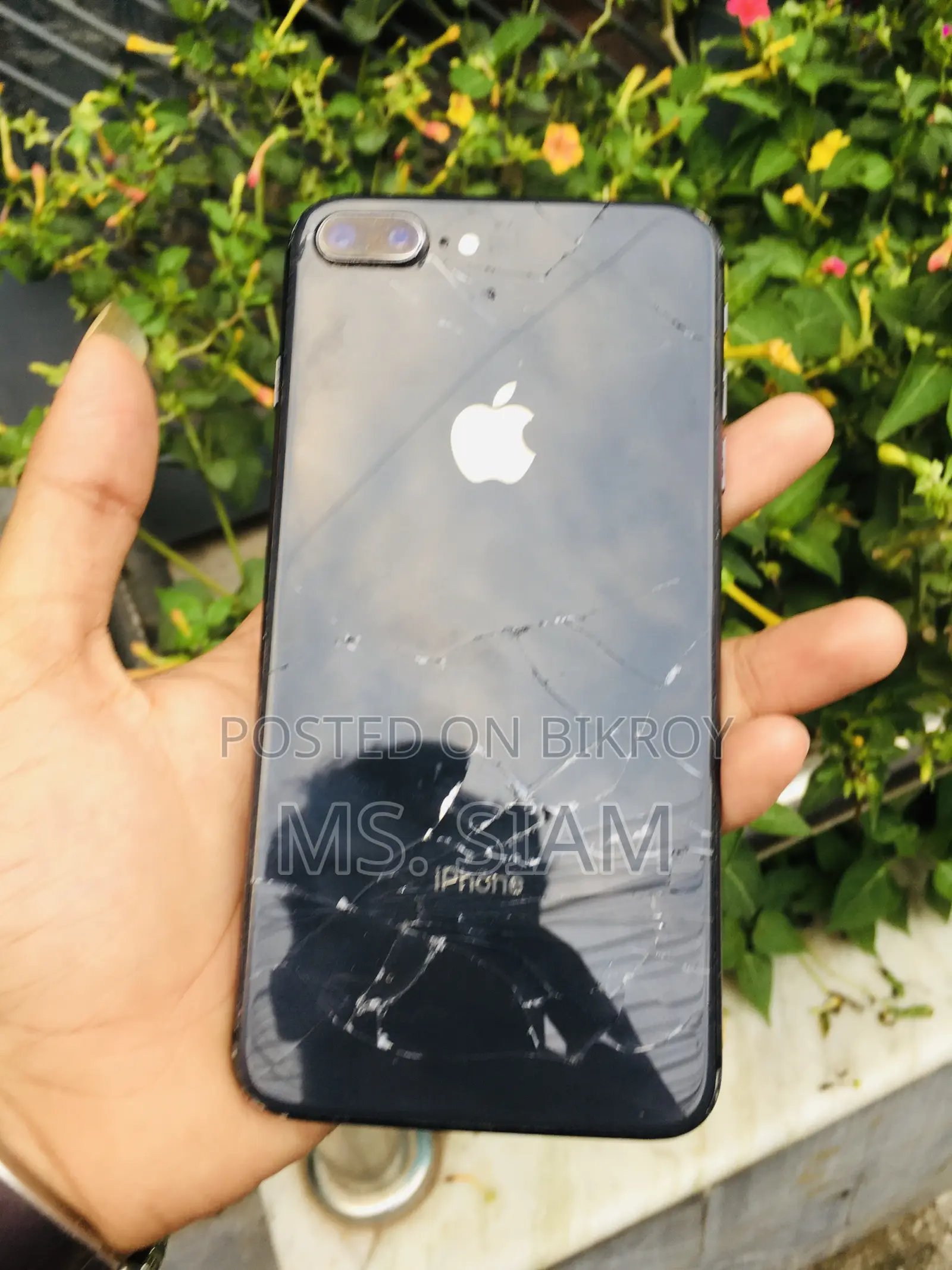 Apple iPhone 8 Plus 64 GB Black