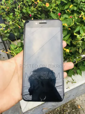 Apple iPhone 8 Plus 64 GB Black