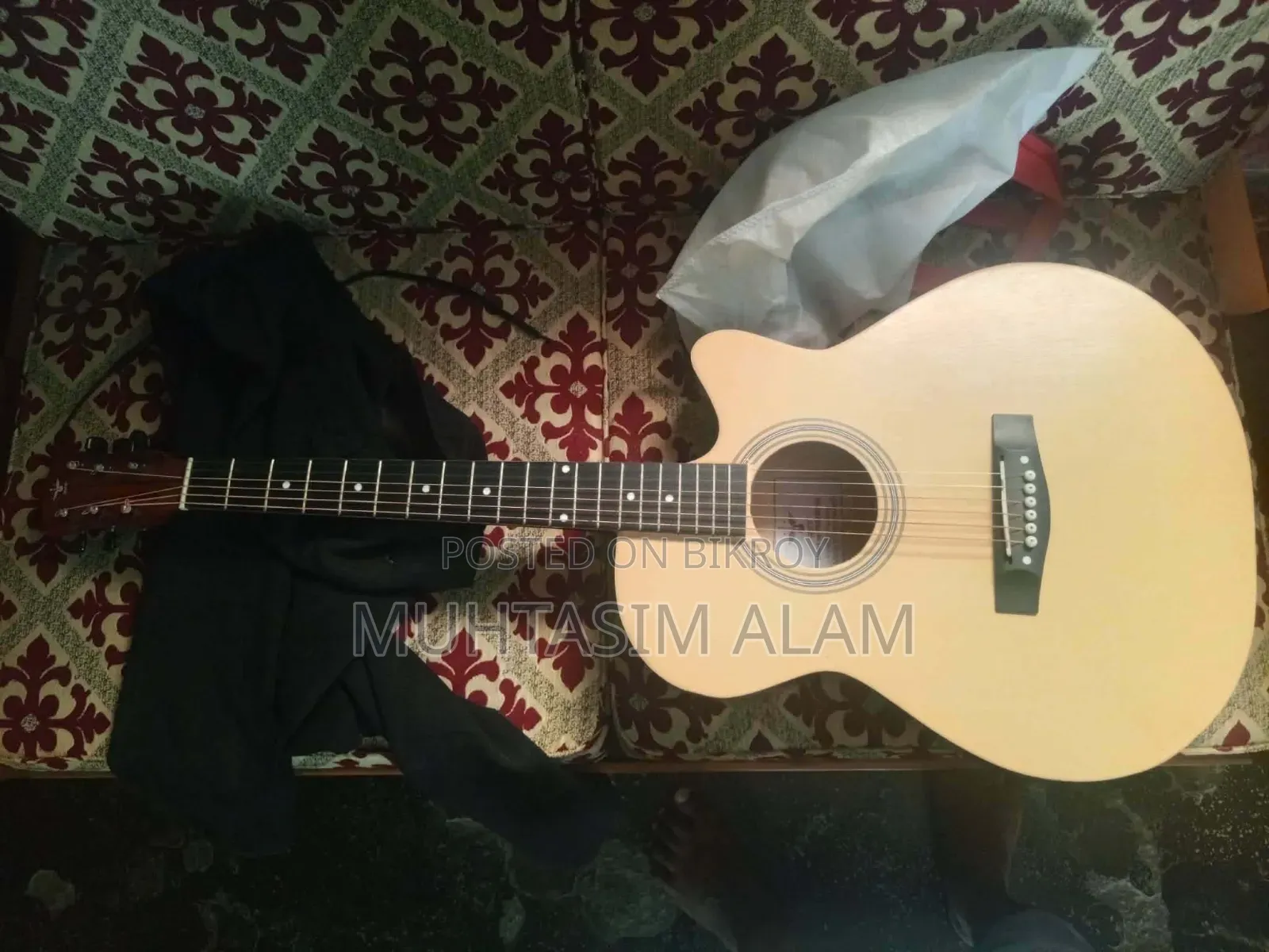Acoustic Guitar