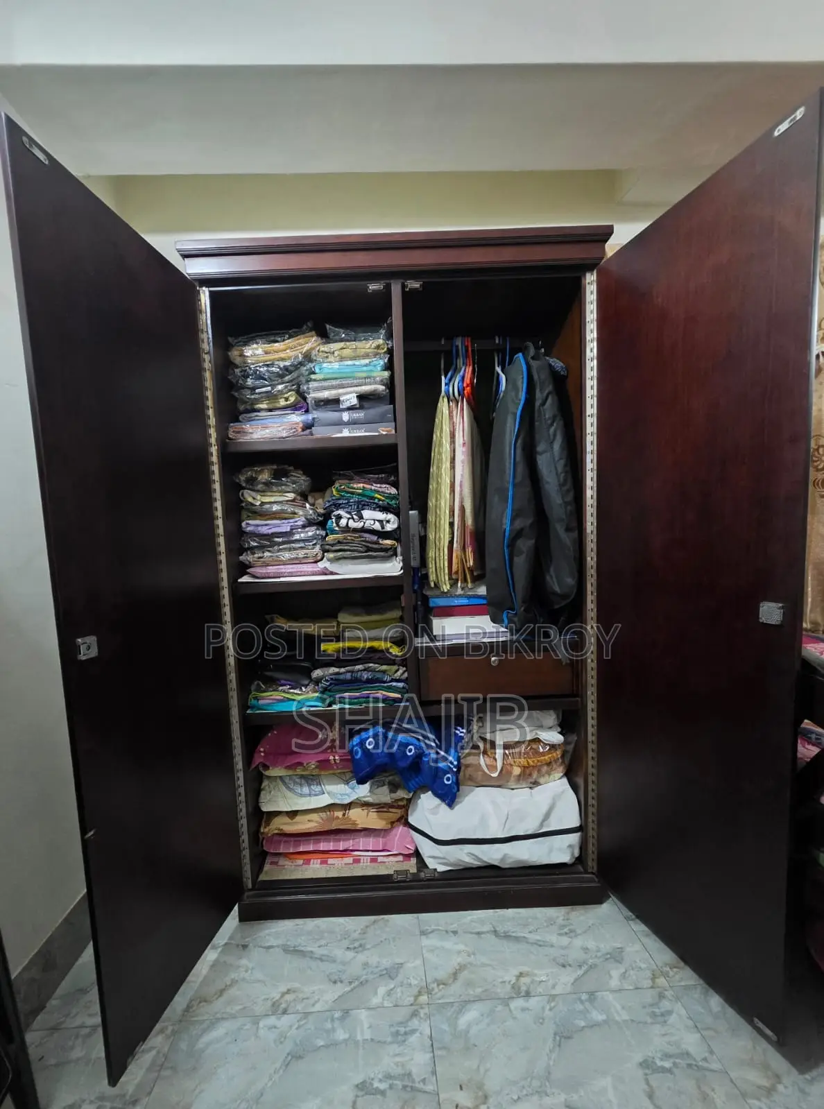 2-door Wooden Almirah Wardrobe