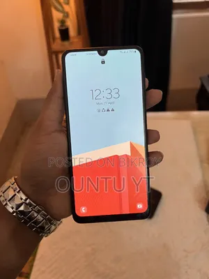 Samsung Galaxy M32 128 GB Blue