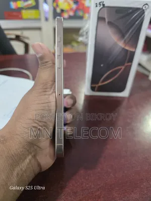 Apple iPhone 16 Pro Max 256 GB Gold