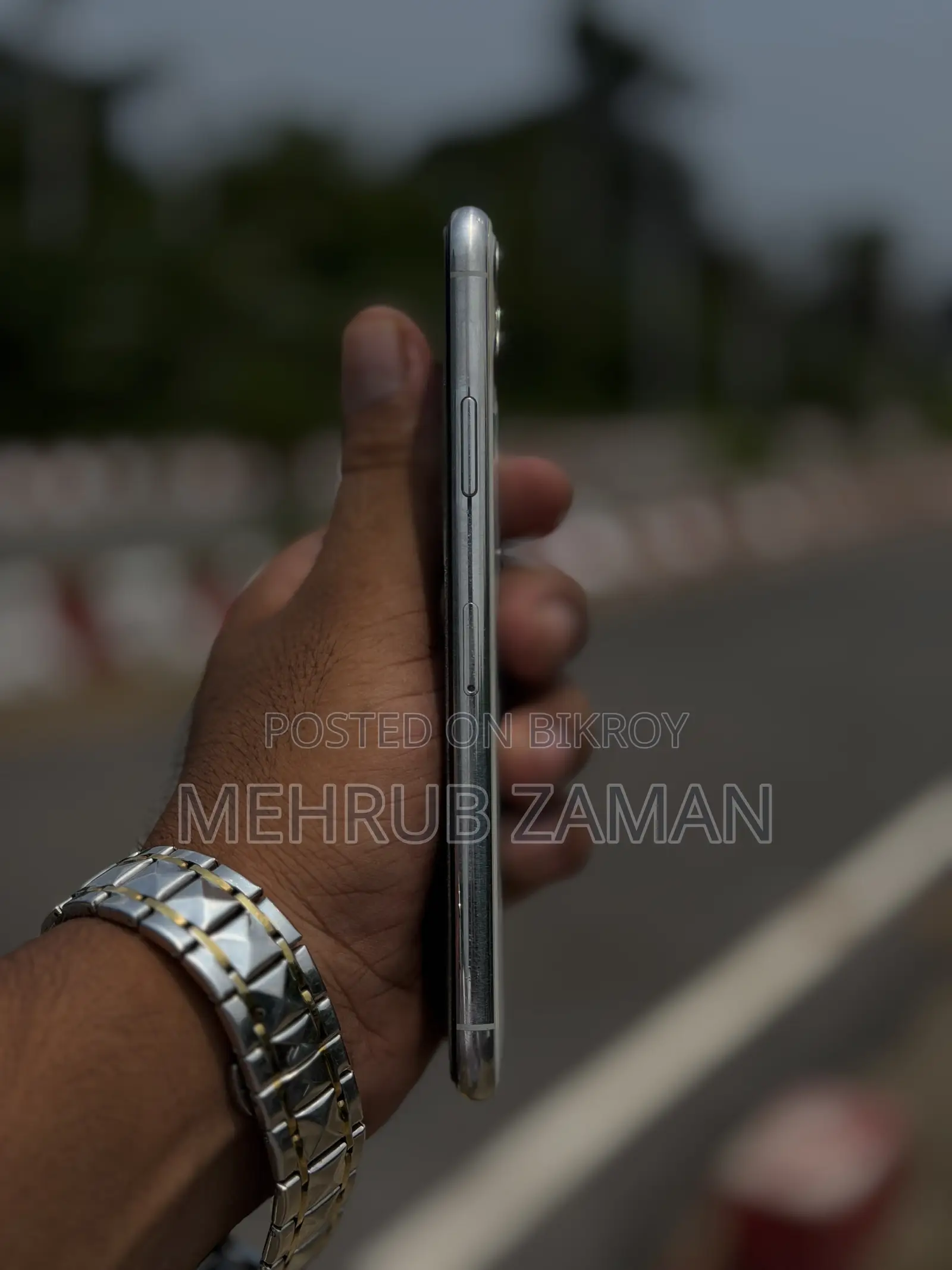 অ্যাপল আইফোন ১১ প্রো ম্যাক্স ৬৪ জিবি হোয়াইট
